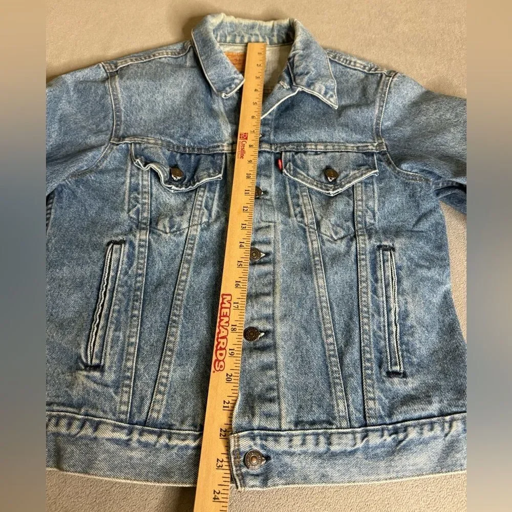 Vintage Levi’s 1980’s Jean Denim Jacket Blue Rare Mens size 40 Made in Usa